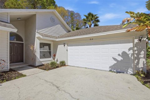 Villa ou maison à vendre à Tarpon Springs, Floride: 3 chambres, 153.85 m2 № 2094338 - photo 2