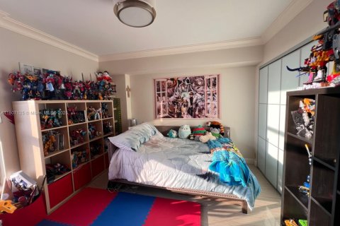 Condominio en venta en Aventura, Florida, 2 dormitorios, 126.44 m2 № 2018973 - foto 11