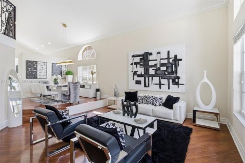 Villa ou maison à vendre à Miramar, Floride: 4 chambres, 251.49 m2 № 2025250 - photo 11