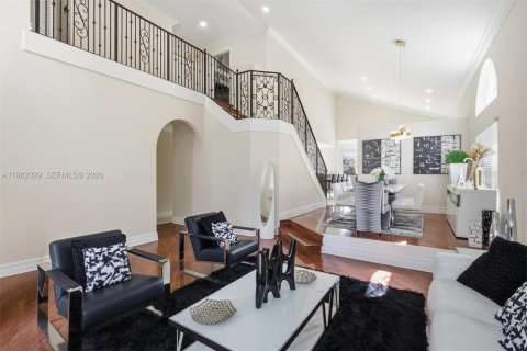 Villa ou maison à vendre à Miramar, Floride: 4 chambres, 251.49 m2 № 2025250 - photo 10