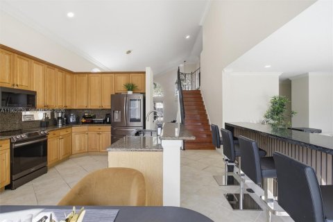 Villa ou maison à vendre à Miramar, Floride: 4 chambres, 251.49 m2 № 2025250 - photo 18