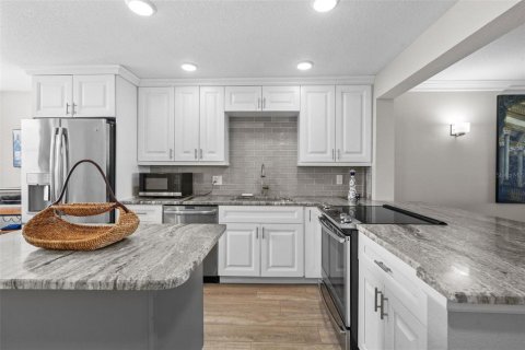 Copropriété à louer à Saint Pete Beach, Floride: 2 chambres, 109.16 m2 № 1900560 - photo 6