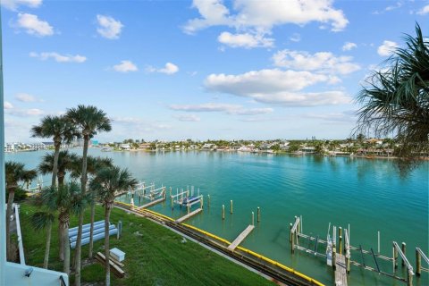 Copropriété à louer à Saint Pete Beach, Floride: 2 chambres, 109.16 m2 № 1900560 - photo 29