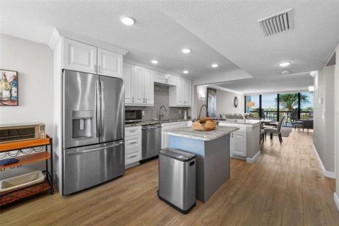 Copropriété à louer à Saint Pete Beach, Floride: 2 chambres, 109.16 m2 № 1900560 - photo 4