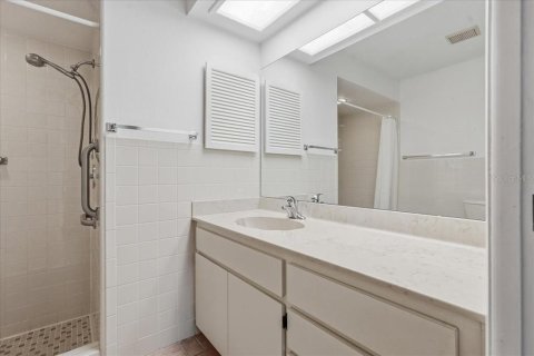 Villa ou maison à vendre à Port Richey, Floride: 2 chambres, 129.6 m2 № 2388935 - photo 28
