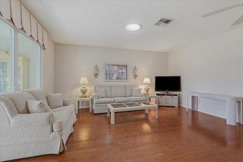 Villa ou maison à vendre à Port Richey, Floride: 2 chambres, 129.6 m2 № 2388935 - photo 10
