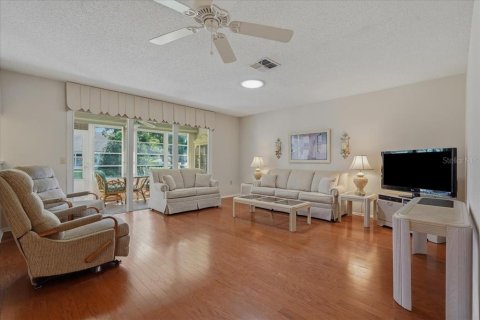 Villa ou maison à vendre à Port Richey, Floride: 2 chambres, 129.6 m2 № 2388935 - photo 13