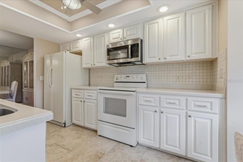 Villa ou maison à vendre à Port Richey, Floride: 2 chambres, 129.6 m2 № 2388935 - photo 16