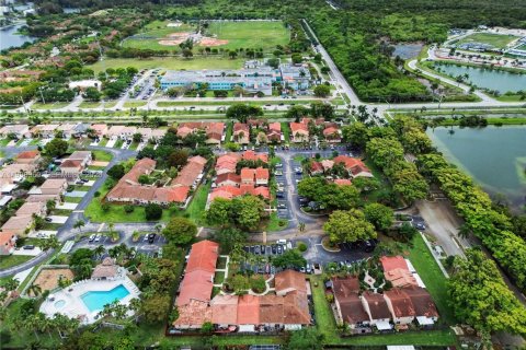 Купить кондоминиум в Катлер-Бей, Флорида 1 спальня, 71.53м2, № 2060958 - фото 21