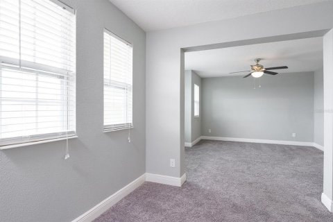 House in Davenport, Florida 4 bedrooms, 243.5 sq.m. № 1919789 - photo 19