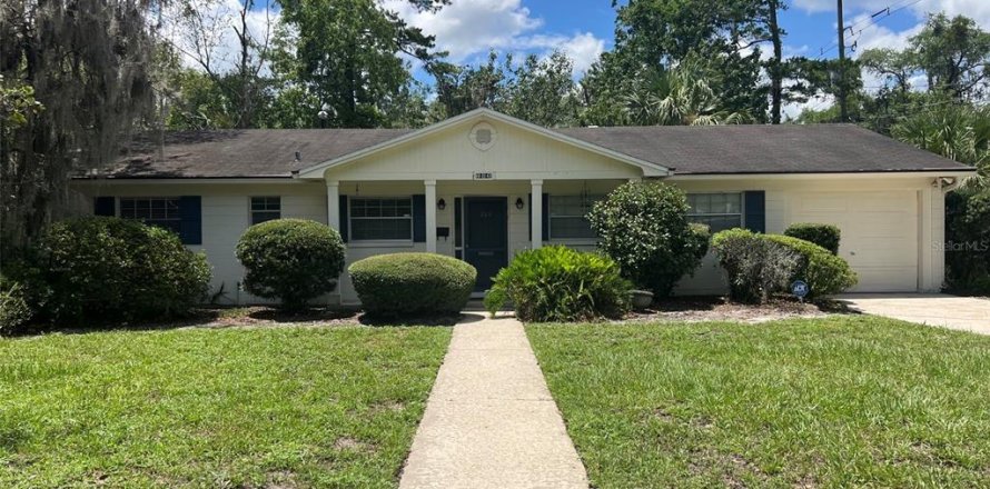 Villa ou maison à Gainesville, Floride 4 chambres, 144.93 m2 № 2321271