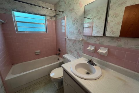 Villa ou maison à louer à Gainesville, Floride: 4 chambres, 144.93 m2 № 2321271 - photo 14