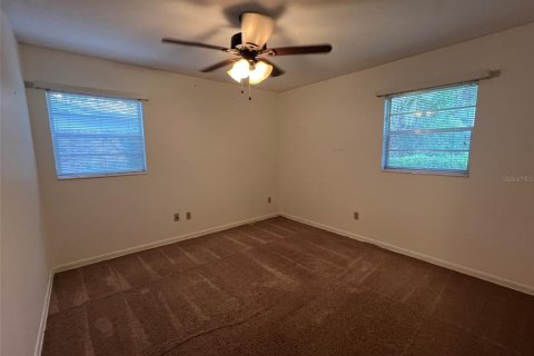 Villa ou maison à louer à Gainesville, Floride: 4 chambres, 144.93 m2 № 2321271 - photo 16