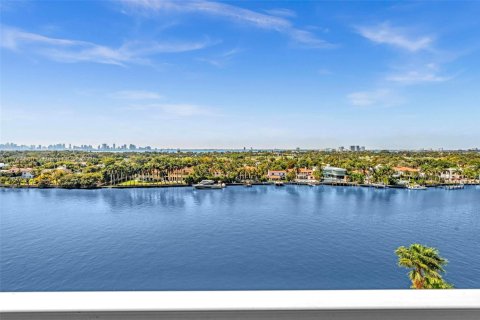 Condominio en venta en Miami Beach, Florida, 2 dormitorios, 110.55 m2 № 1698608 - foto 1