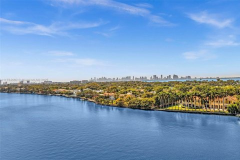 Condominio en venta en Miami Beach, Florida, 2 dormitorios, 110.55 m2 № 1698608 - foto 20