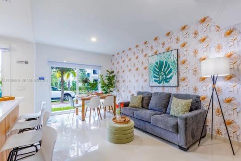 Adosado en venta en Homestead, Florida, 4 dormitorios, 133.22 m2 № 2423221 - foto 6
