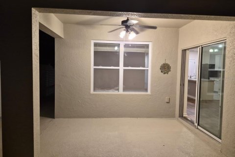 Villa ou maison à louer à Auburndale, Floride: 3 chambres, 157.66 m2 № 2422776 - photo 21