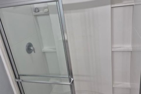 Villa ou maison à louer à Auburndale, Floride: 3 chambres, 157.66 m2 № 2422776 - photo 10