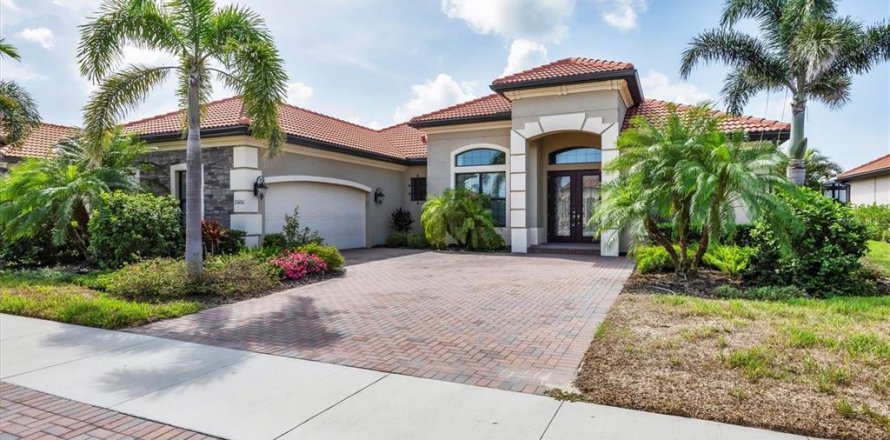 Villa ou maison à Venice, Floride 4 chambres, 261.06 m2 № 1785199