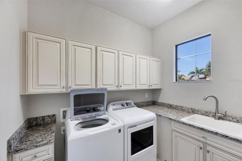 Casa en alquiler en Venice, Florida, 4 dormitorios, 261.06 m2 № 1785199 - foto 19