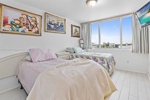 Copropriété à vendre à Miami Beach, Floride: 2 chambres, 135.17 m2 № 1969071 - photo 24