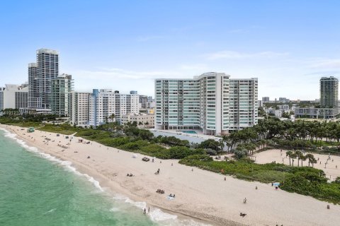 Copropriété à vendre à Miami Beach, Floride: 2 chambres, 135.17 m2 № 1969071 - photo 1