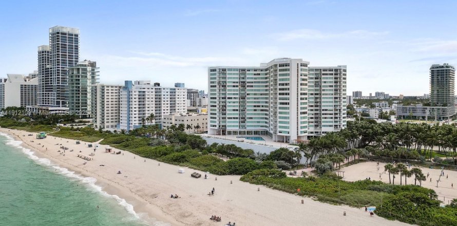 Condo à Miami Beach, Floride, 2 chambres № 1969071