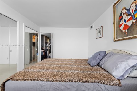 Copropriété à vendre à Miami Beach, Floride: 2 chambres, 135.17 m2 № 1969071 - photo 20
