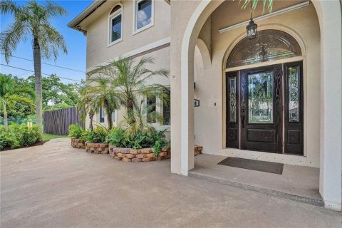 Villa ou maison à vendre à Dania Beach, Floride: 4 chambres, 273.69 m2 № 2403740 - photo 4