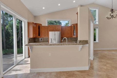 Villa ou maison à vendre à Dania Beach, Floride: 4 chambres, 273.69 m2 № 2403740 - photo 11