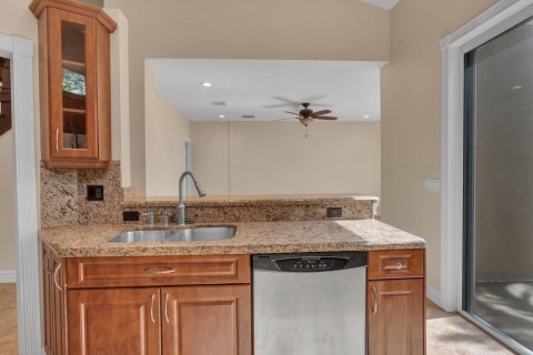 Villa ou maison à vendre à Dania Beach, Floride: 4 chambres, 273.69 m2 № 2403740 - photo 12