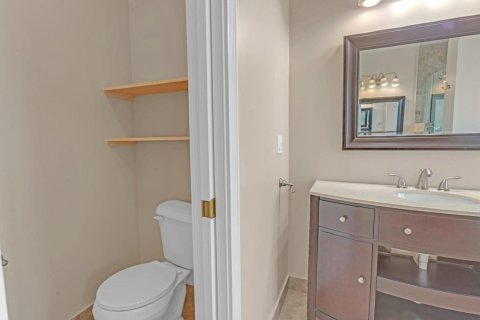 Villa ou maison à vendre à Dania Beach, Floride: 4 chambres, 273.69 m2 № 2403740 - photo 23