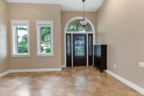 Villa ou maison à vendre à Dania Beach, Floride: 4 chambres, 273.69 m2 № 2403740 - photo 5