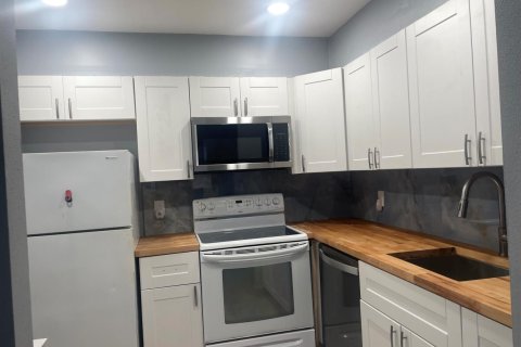 Condo à Delray Beach, Floride, 1 chambre  № 2398000