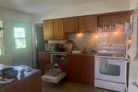 Villa ou maison à vendre à Port Charlotte, Floride: 3 chambres, 204.38 m2 № 2103515 - photo 7