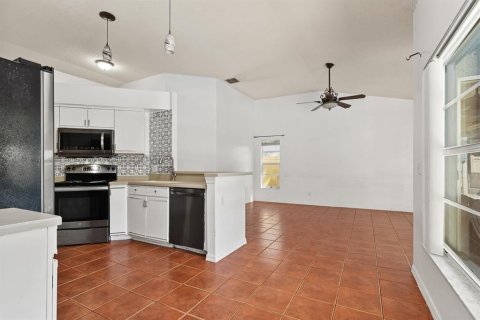 Casa en venta en Plant City, Florida, 4 dormitorios, 181.25 m2 № 1905582 - foto 15