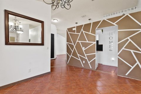 Casa en venta en Plant City, Florida, 4 dormitorios, 181.25 m2 № 1905582 - foto 7