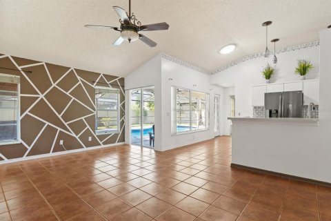 Casa en venta en Plant City, Florida, 4 dormitorios, 181.25 m2 № 1905582 - foto 10