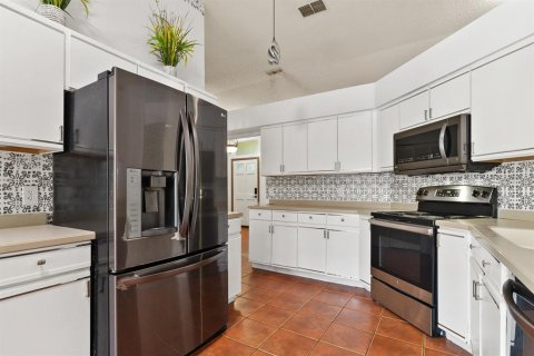Casa en venta en Plant City, Florida, 4 dormitorios, 181.25 m2 № 1905582 - foto 12