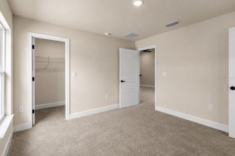 Casa en venta en Leesburg, Florida, 4 dormitorios, 204.38 m2 № 2221895 - foto 10