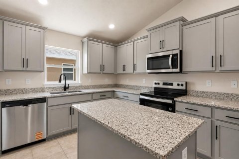 Casa en venta en Leesburg, Florida, 4 dormitorios, 204.38 m2 № 2221895 - foto 2
