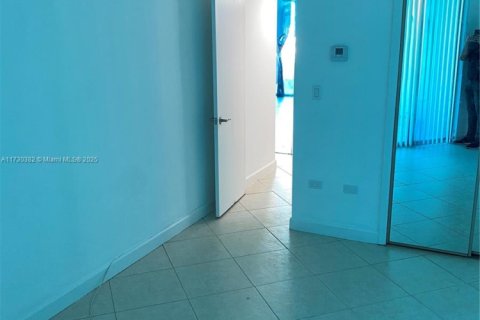 Condominio en venta en Miami Beach, Florida, 2 dormitorios, 98.85 m2 № 1985399 - foto 6