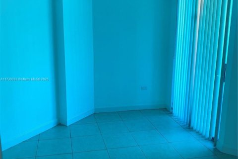 Condominio en venta en Miami Beach, Florida, 2 dormitorios, 98.85 m2 № 1985399 - foto 5