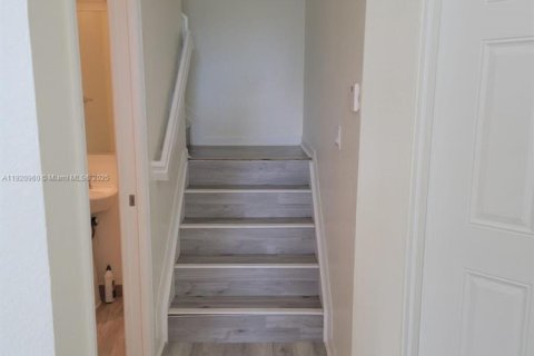 Снять в аренду кондоминиум в Дорал, Флорида 2 спальни, 104.33м2, № 2018451 - фото 16