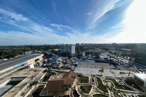 Copropriété à vendre à North Miami, Floride: 2 chambres, 97.55 m2 № 2034555 - photo 2