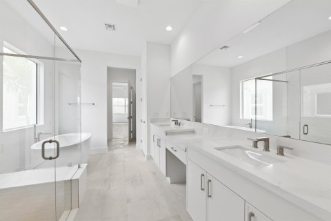 Villa ou maison à vendre à Palm Beach Gardens, Floride: 2 chambres, 216.18 m2 № 2245793 - photo 12