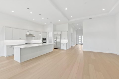Villa ou maison à vendre à Palm Beach Gardens, Floride: 2 chambres, 216.18 m2 № 2245793 - photo 5