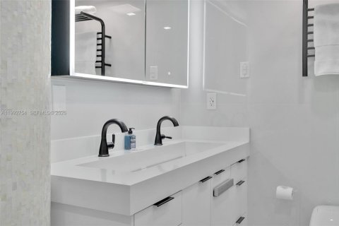 Condominio en alquiler en Hollywood, Florida, 1 dormitorio, 69.21 m2 № 2053141 - foto 26