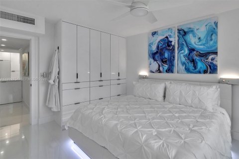 Condominio en alquiler en Hollywood, Florida, 1 dormitorio, 69.21 m2 № 2053141 - foto 22