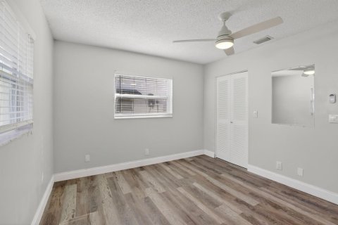 House in Plantation, Florida 2 bedrooms, 83.98 sq.m. № 2082955 - photo 18
